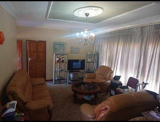 2 BEDROOM HOUSE FOR SALE IN SOSHANGUVE K